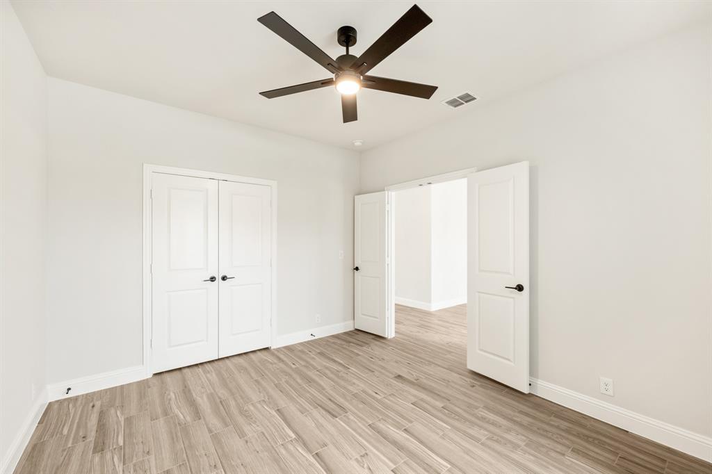 2404 Cornwall Lane