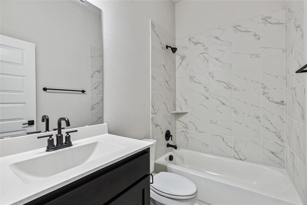 Prairie Oaks - Residential