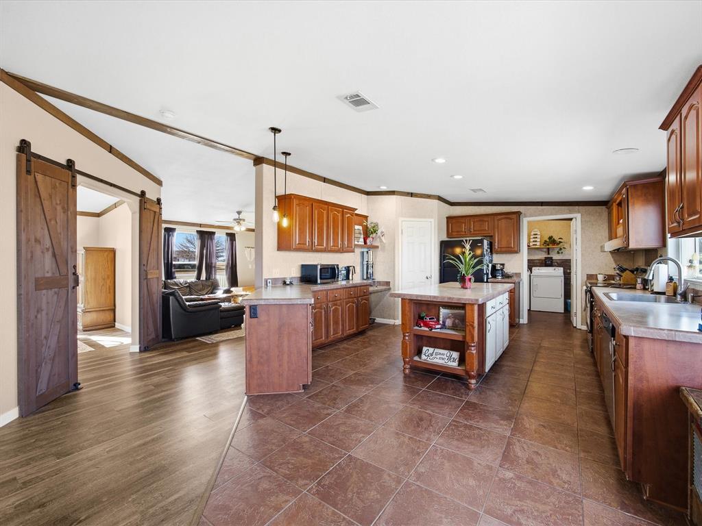 3144 Shady Creek Circle