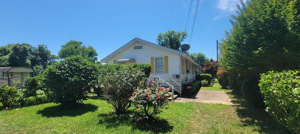 812 Saint Charles Street
