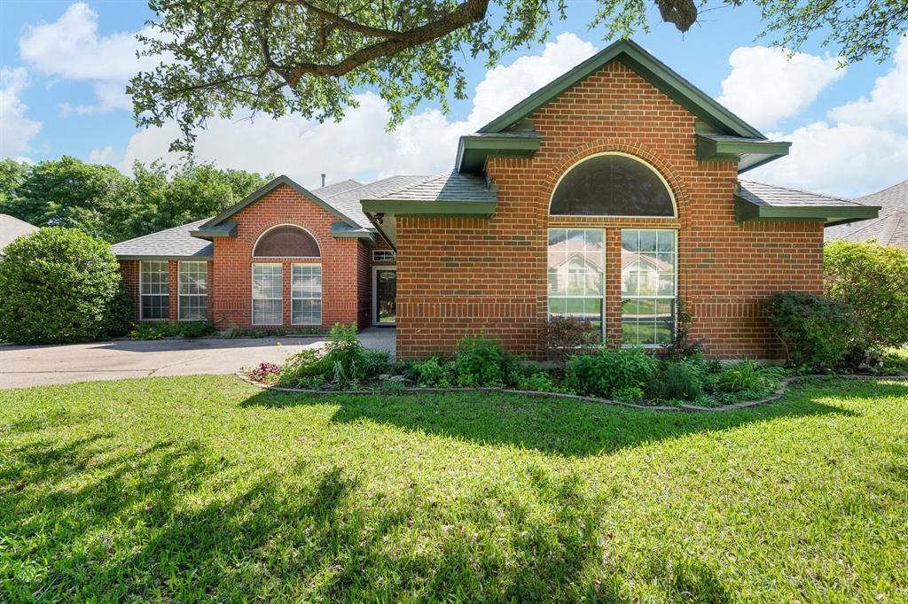 6925 Tameron Trail