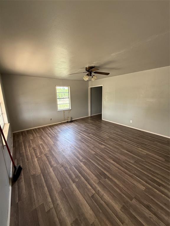 701 Perry