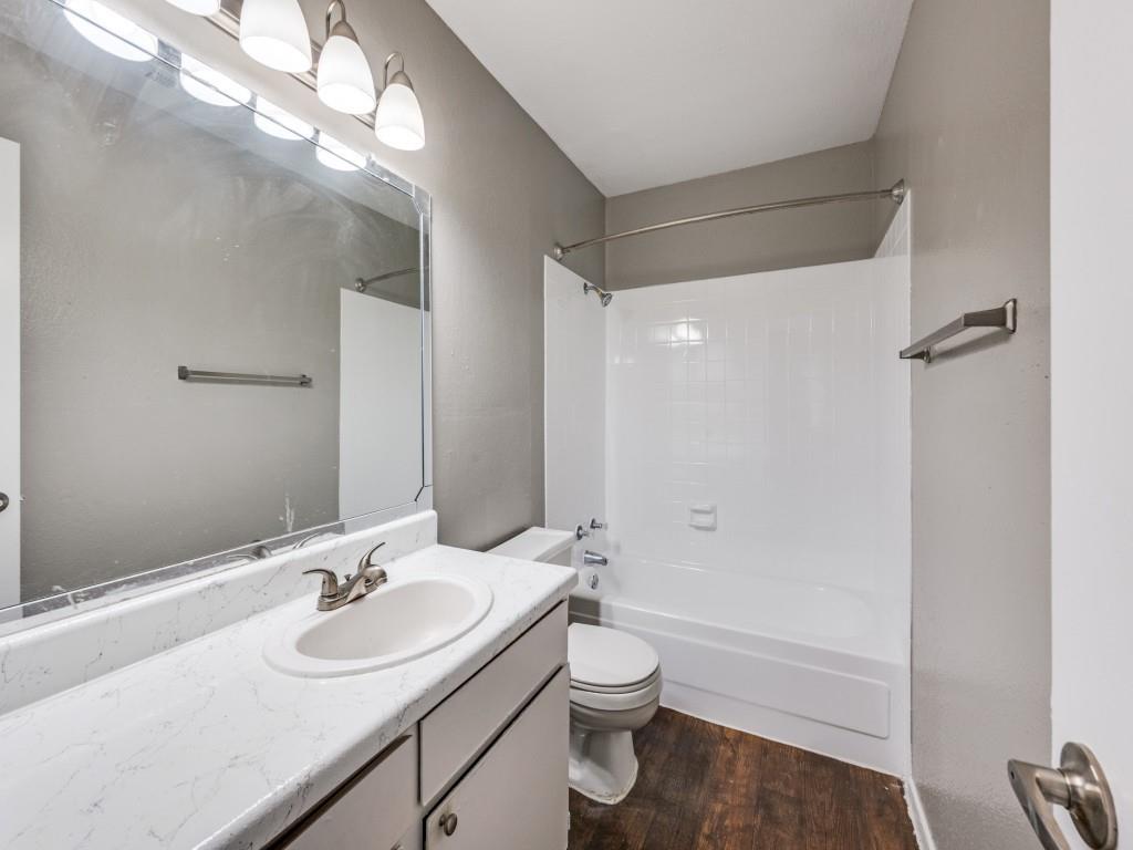 Parkside Condos - Residential