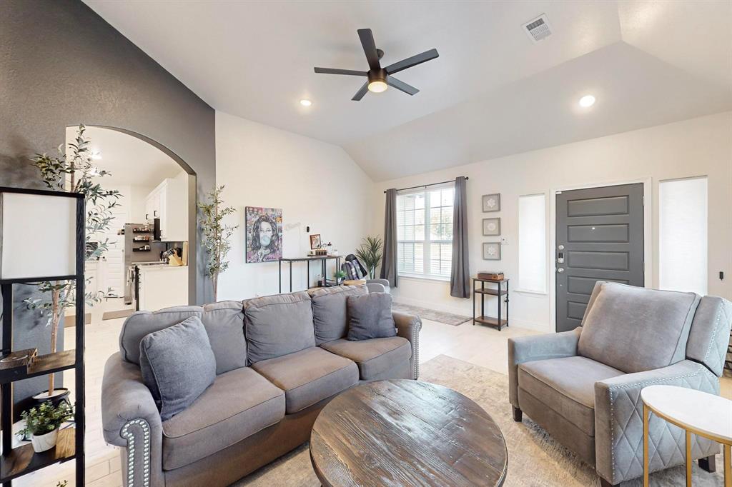 Wincehster Place Rev - Residential Lease