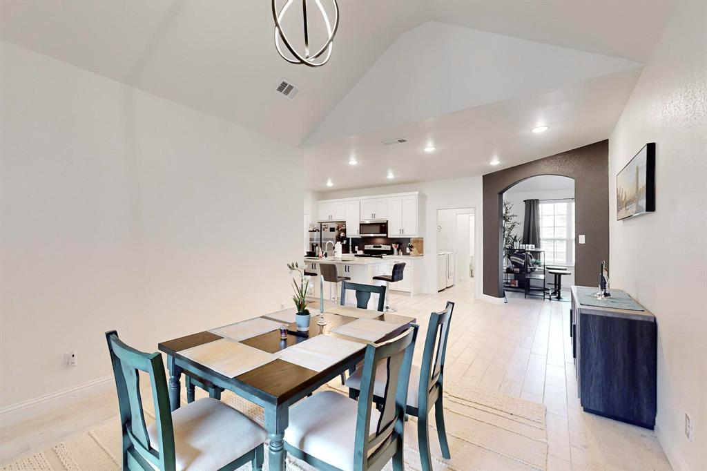 Wincehster Place Rev - Residential Lease