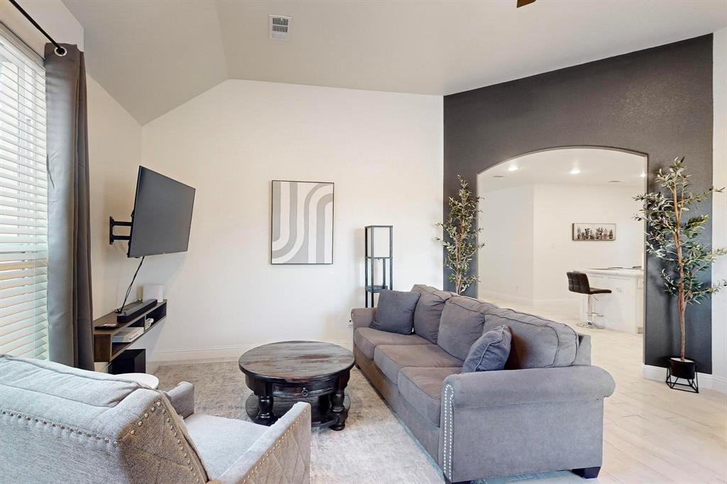 Wincehster Place Rev - Residential Lease