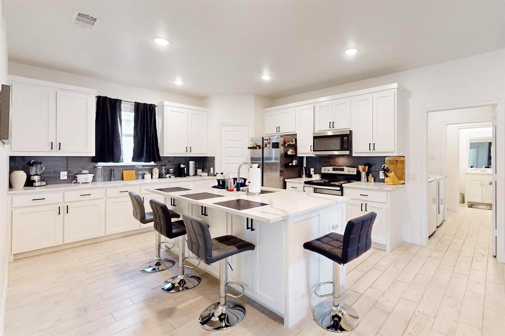 Wincehster Place Rev - Residential Lease