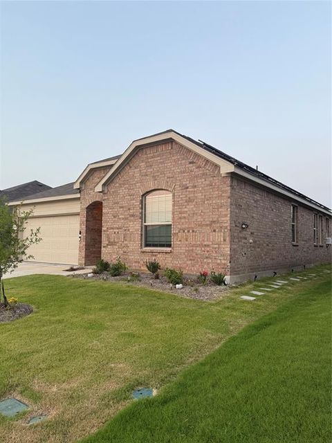 Photo of 4913 Sagerun Dr Drive, Princeton, TX 75407 (MLS # 21212750)