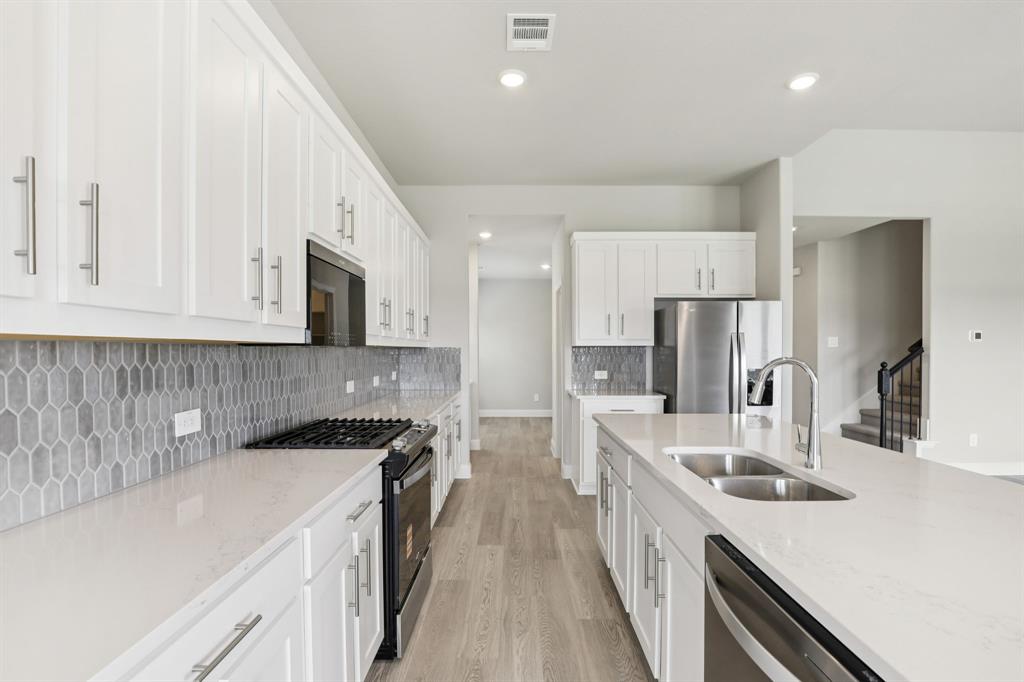 Lakehaven - Residential