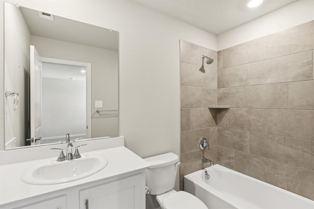 Lakehaven - Residential