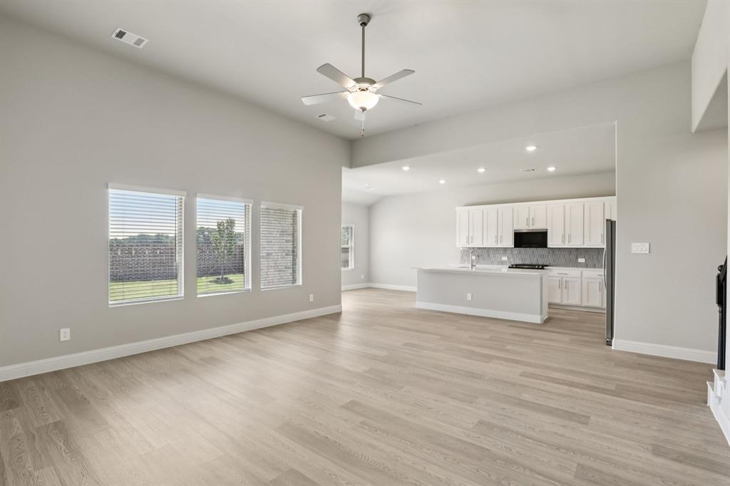 Lakehaven - Residential