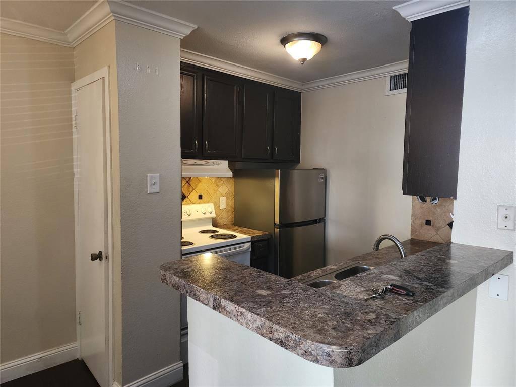 Garrett Park Condo - Residential Lease