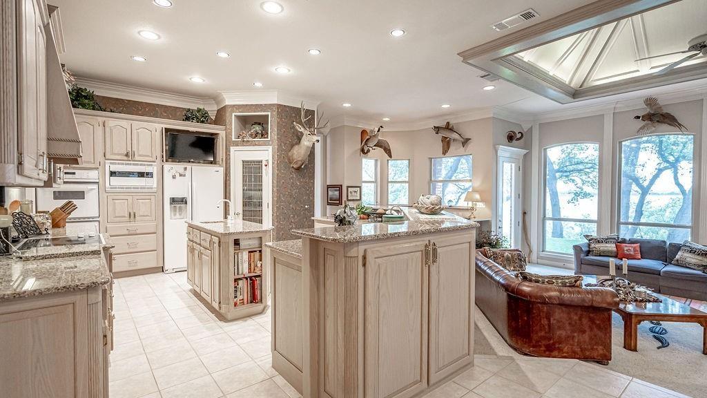 Decordova Bend Estate Ph 1 - Residential