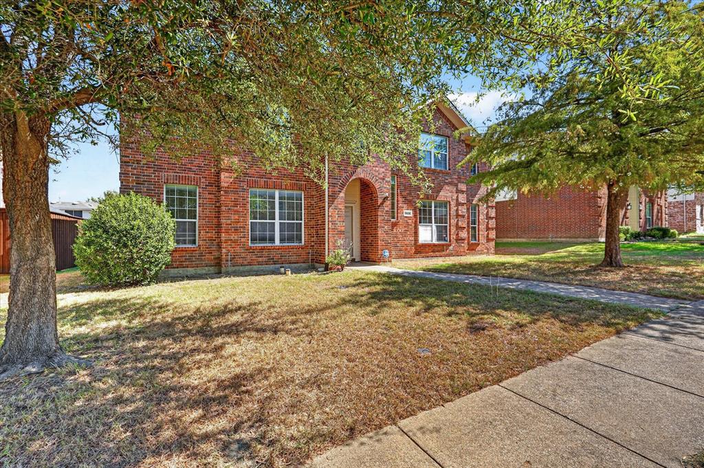 2828 Clear Creek Drive