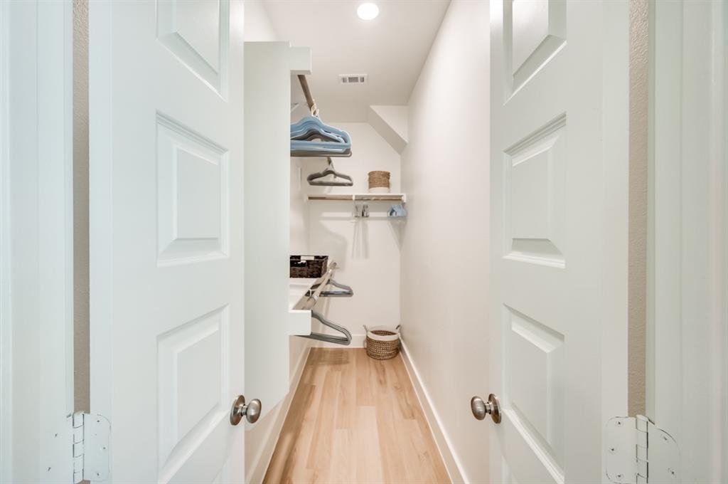 Luxe Prosper - Residential Lease