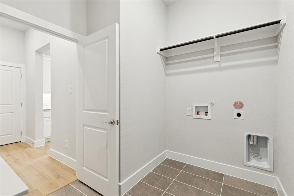 Ellis Ranch Estates - Residential