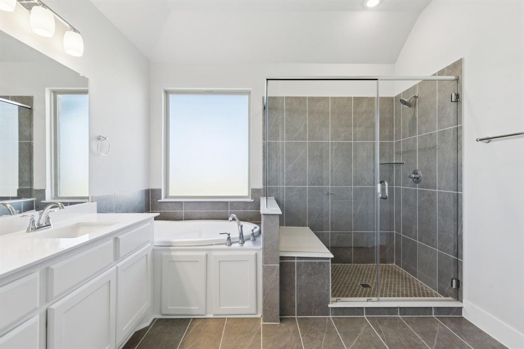 Ellis Ranch Estates - Residential