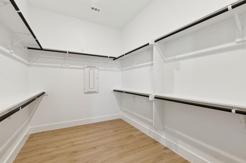 Ellis Ranch Estates - Residential