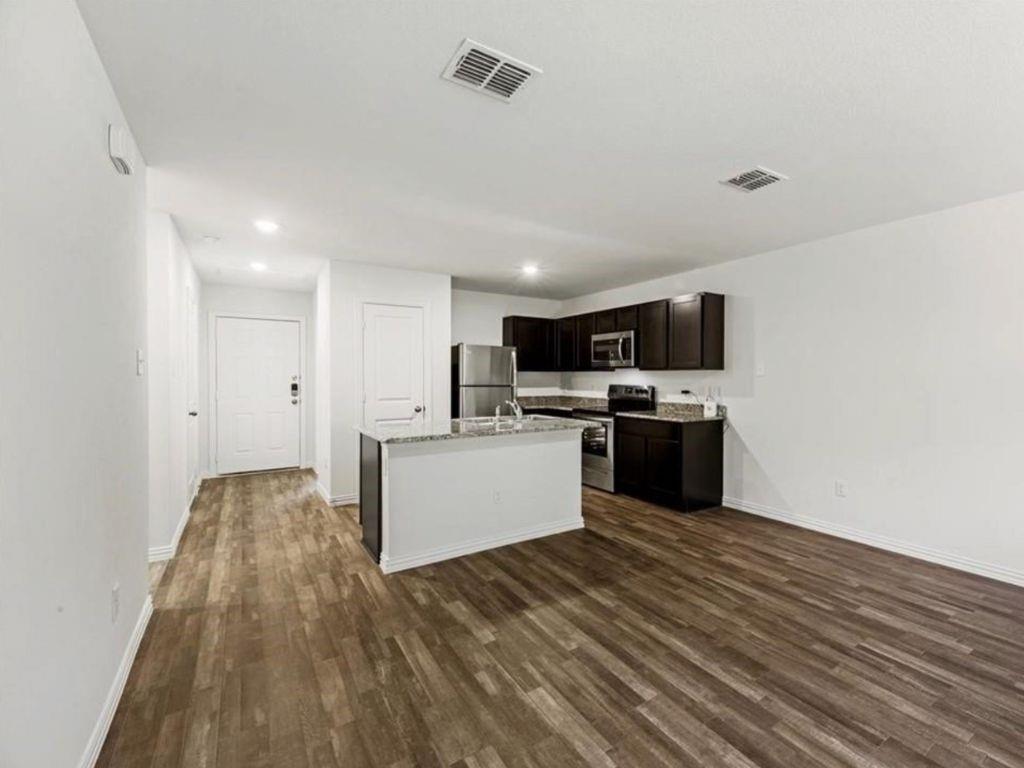 Central Villa - Residential Lease