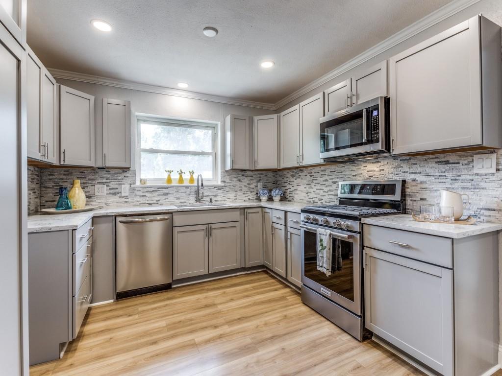 Cedar Crest Country Club Ests - Residential