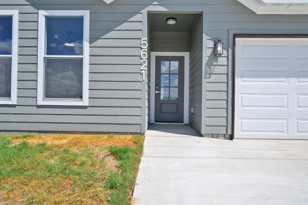 5621 San Jacinto Drive