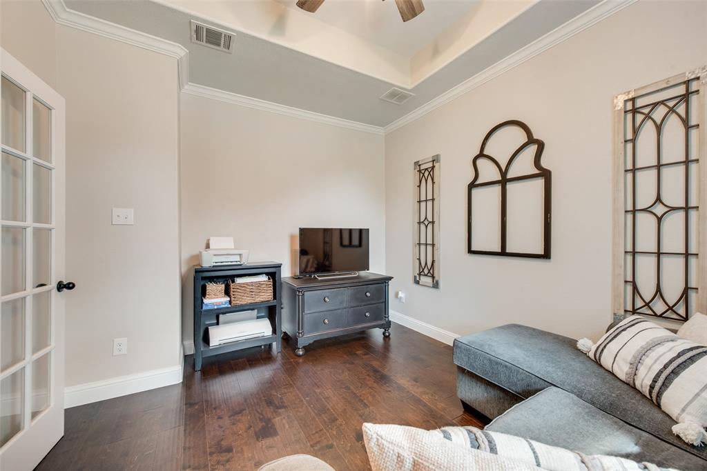 307 Lake Forest Trail