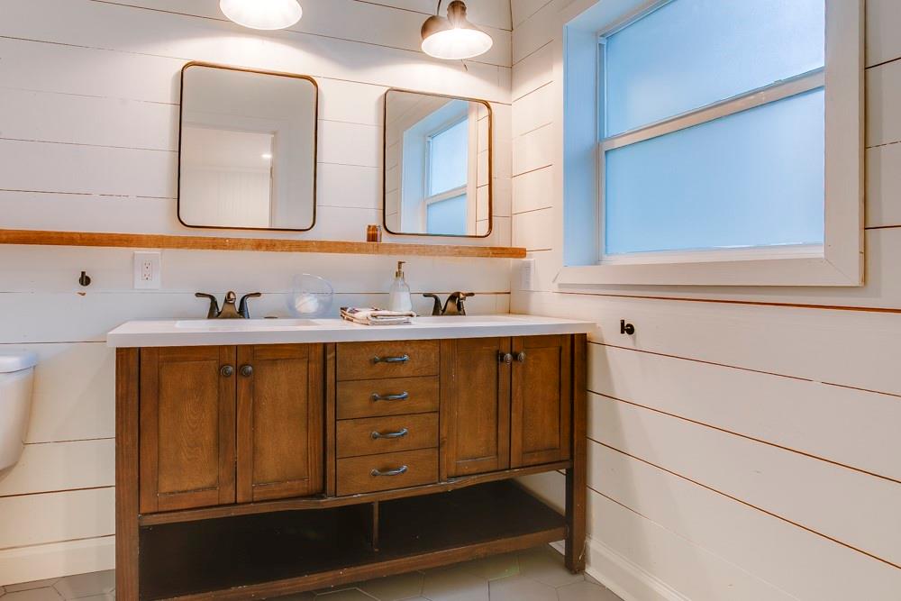 Cresta Blanca Add - Residential