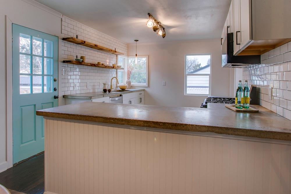 Cresta Blanca Add - Residential