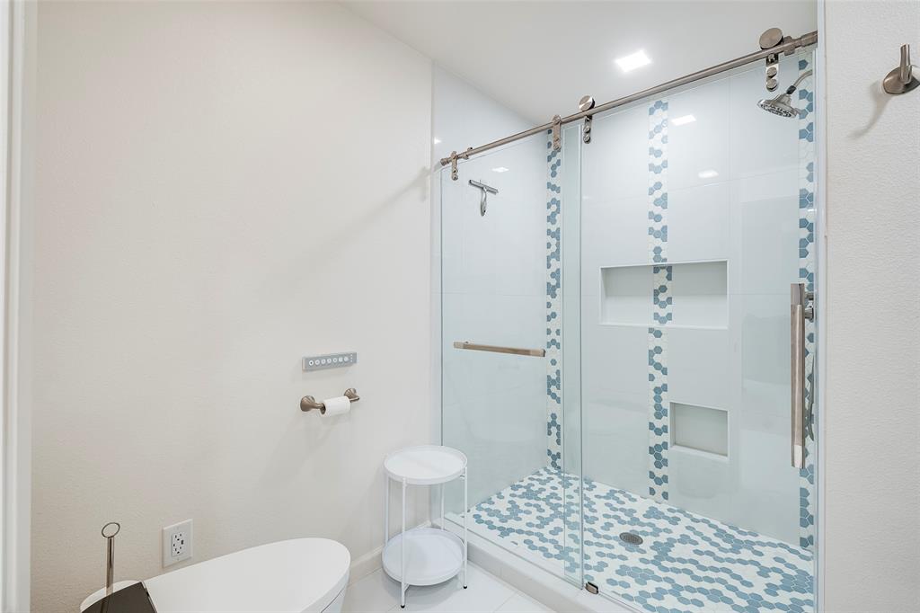 Granbury, Texas 76048, United States, 3 Bedrooms Bedrooms, ,2 BathroomsBathrooms,Residential,Active,127032