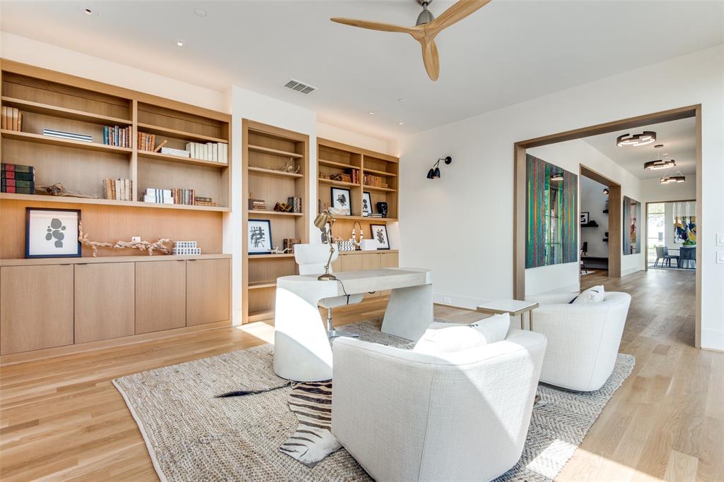 Royal Crest 05 - Residential