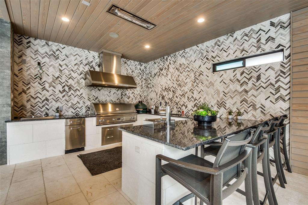 Royal Crest 05 - Residential