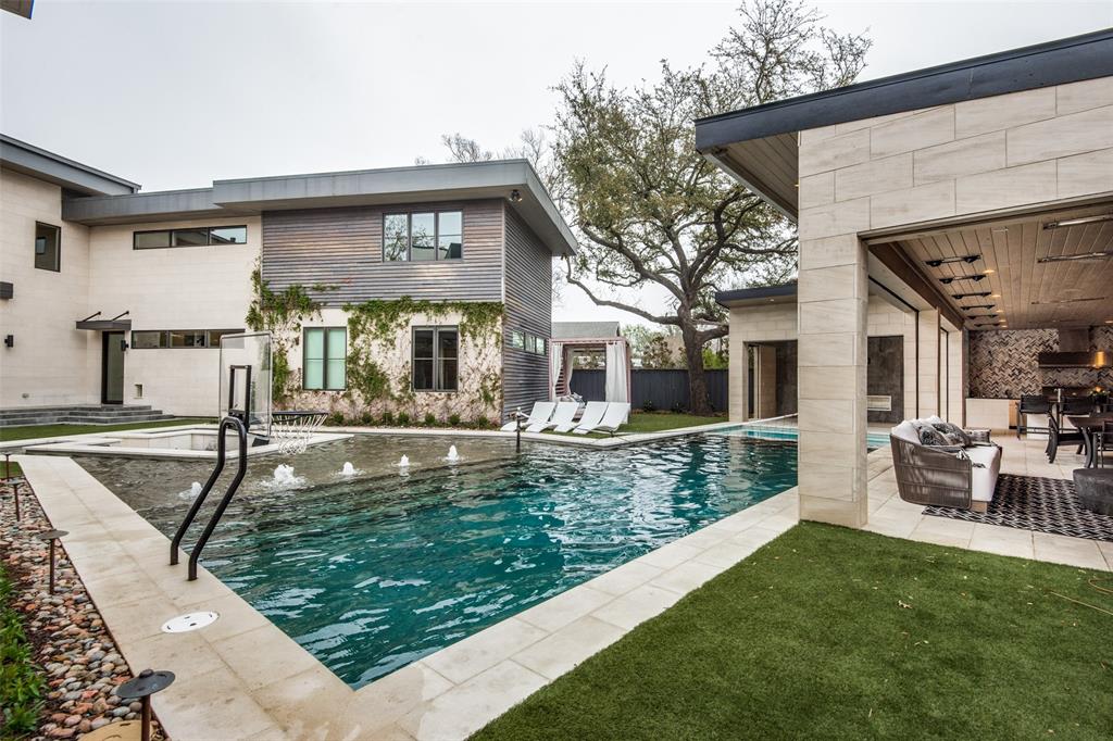 Royal Crest 05 - Residential