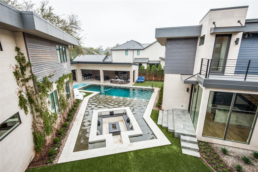 Royal Crest 05 - Residential