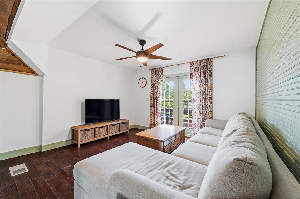 West End Rev - Residential