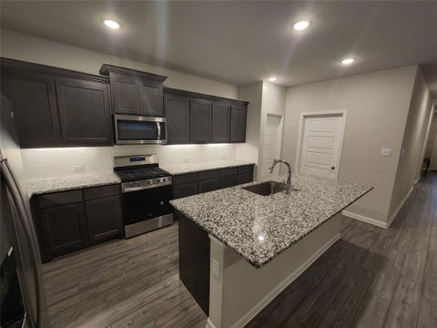 Tiny photo for 621 Maple Leaf Way, Princeton, TX 75407 (MLS # 21396995)