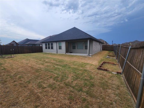 Tiny photo for 621 Maple Leaf Way, Princeton, TX 75407 (MLS # 21396995)