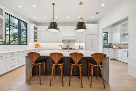 3379 Townsend Drive Dallas TX 75229