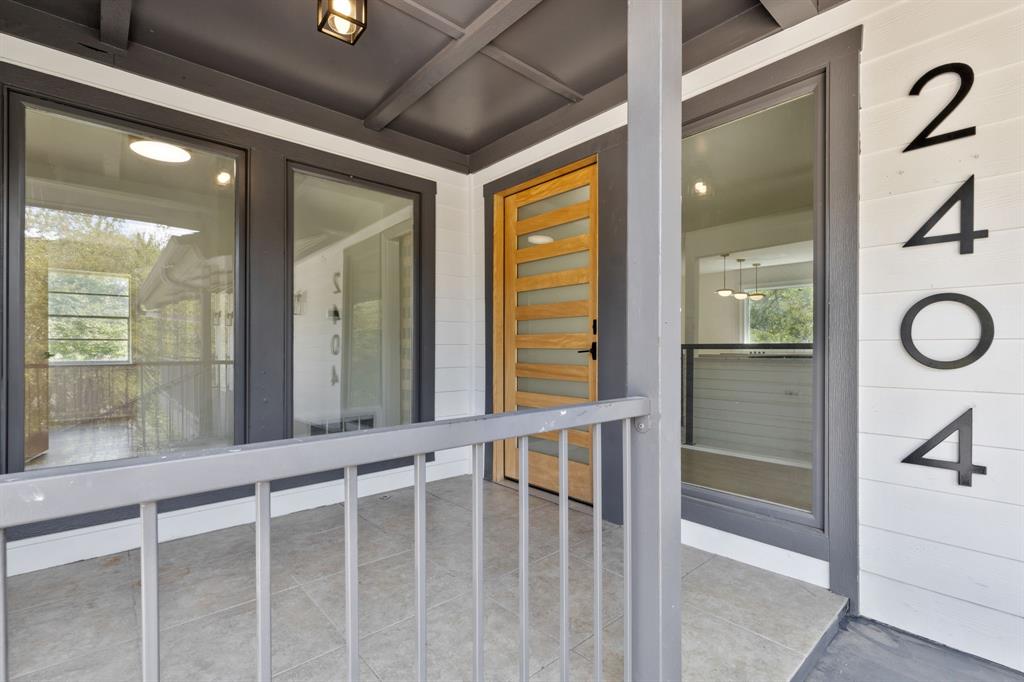 2404 Westwood Drive