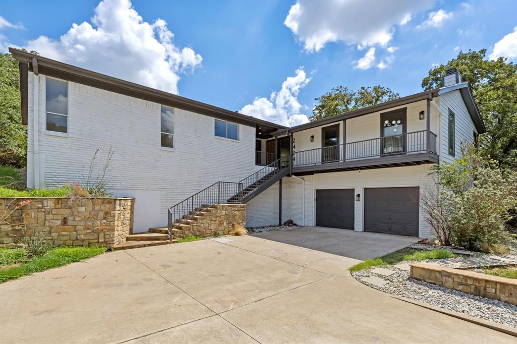 2404 Westwood Drive