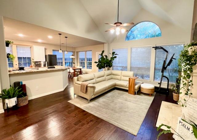 Creekside At Cross Timbers II - Residential Lease