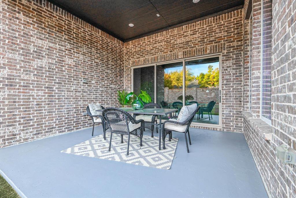 4724 Gentle Glen Drive