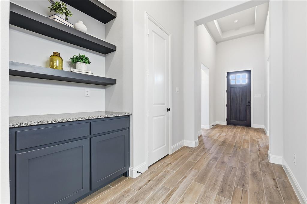 4724 Gentle Glen Drive