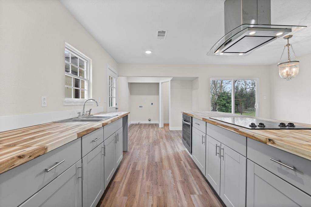 Cowan L W Add - Residential