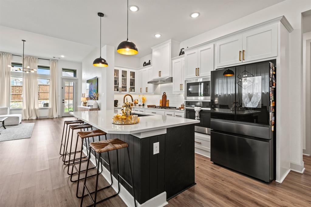4017 Crepe Myrtle Street