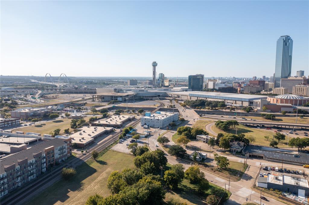 Buzz Condo - Residential