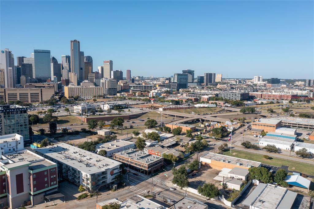 Buzz Condo - Residential