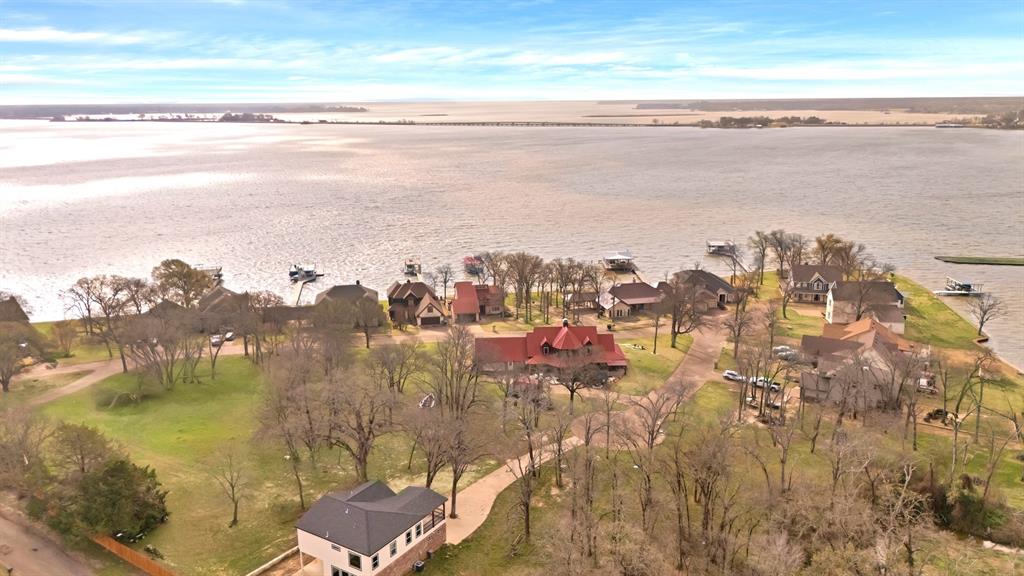 Prestige Point - Land