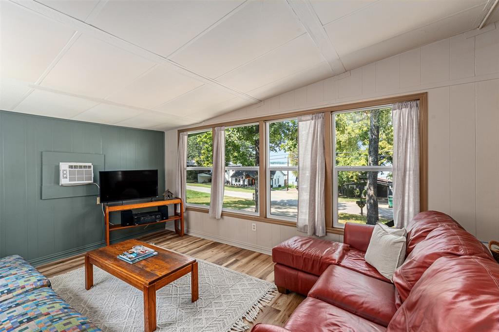 Oakwood Shores Sec 02 - Residential