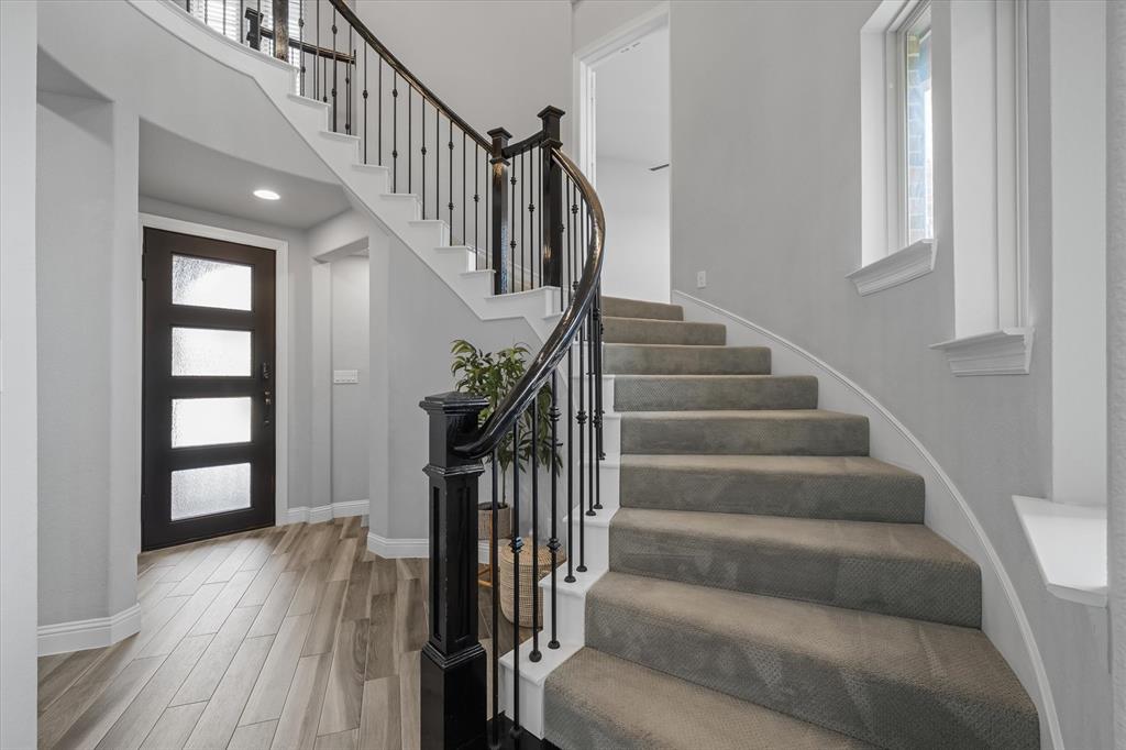 Creekside - Residential