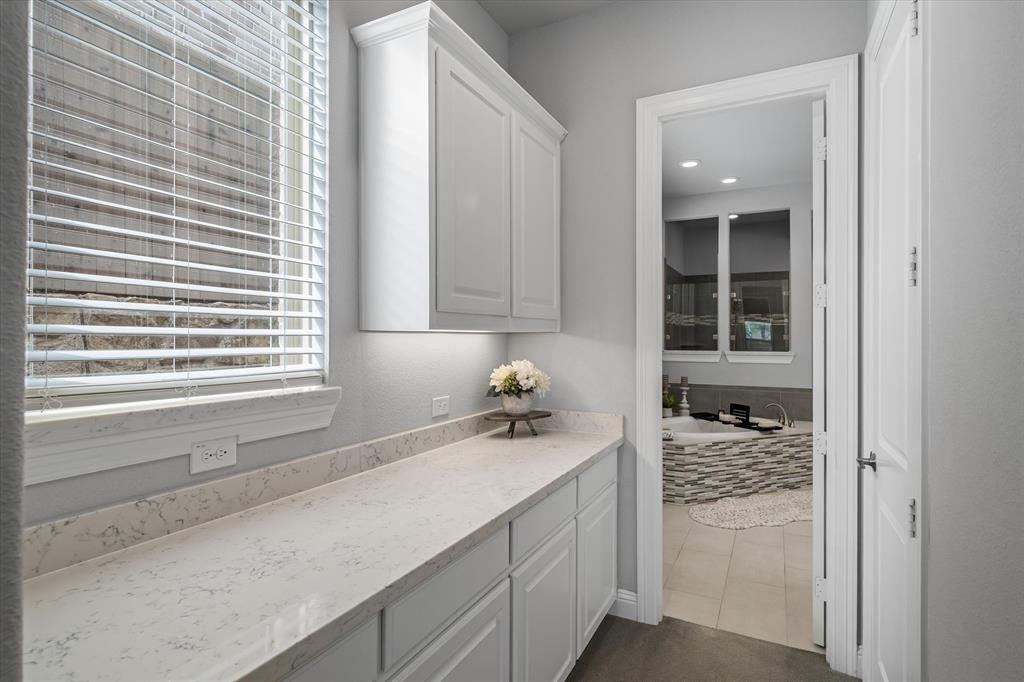 Creekside - Residential